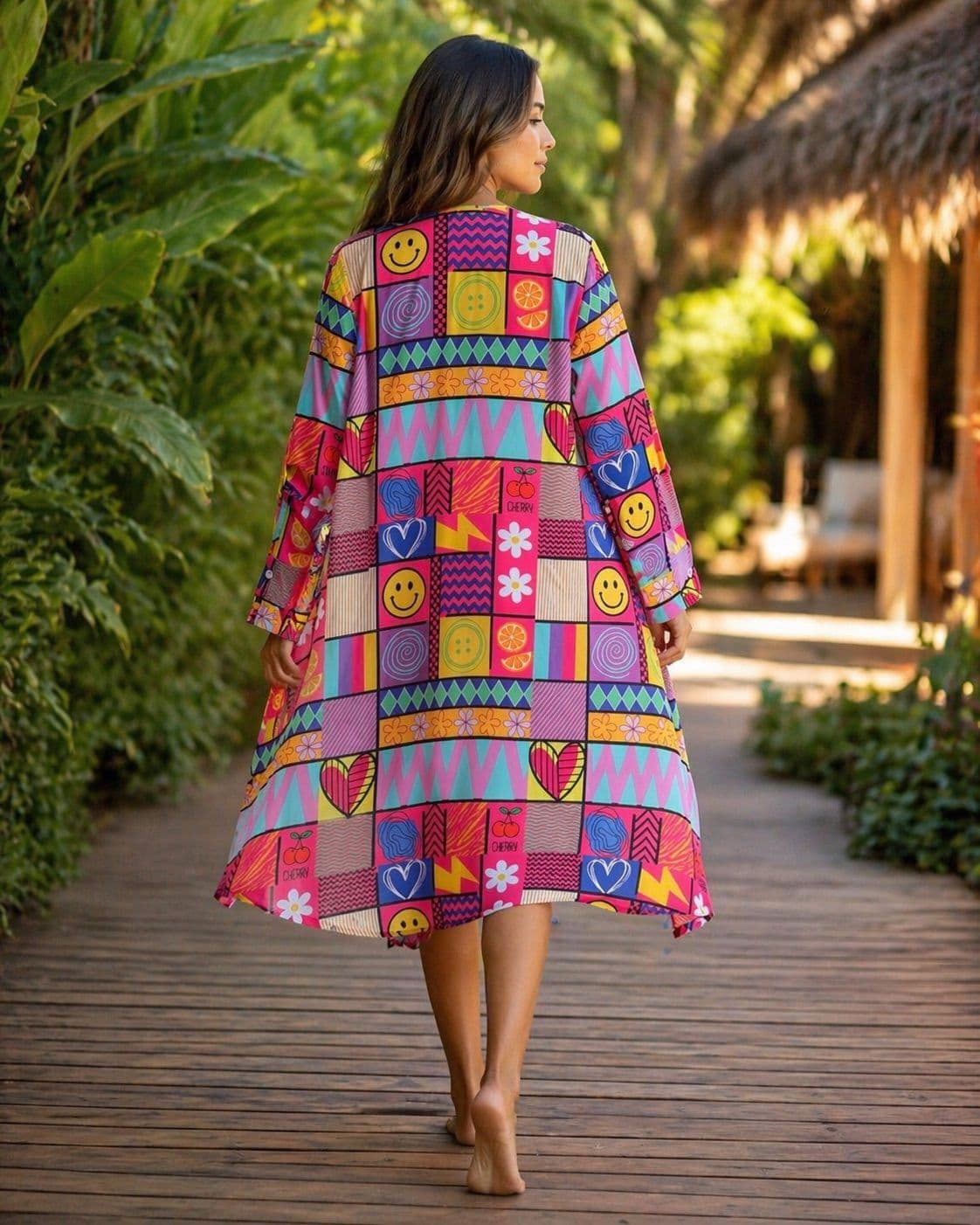 Kimono largo con estampado patchwork colorido